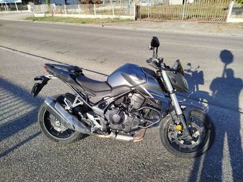 HONDA CB HORNET 750