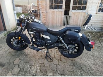 KEEWAY SUPER LIGHT 125