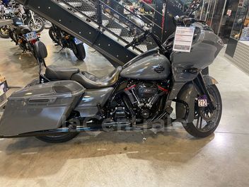 HARLEY DAVIDSON ROAD GLIDE ST 1923