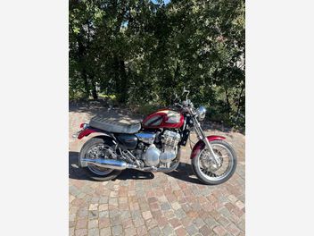 TRIUMPH THUNDERBIRD 900