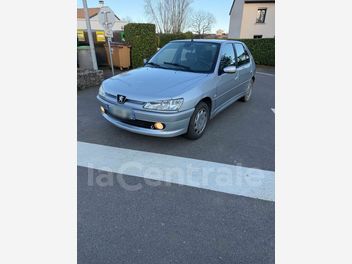 PEUGEOT 