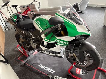 DUCATI SUPERBIKE 1098 S TRICOLORE
