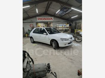 PEUGEOT 