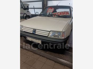 PEUGEOT 