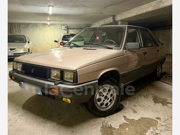 RENAULT 
