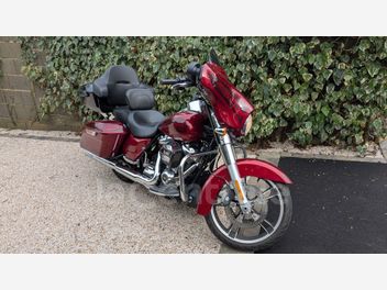 HARLEY DAVIDSON TOURING FLHTK 1690