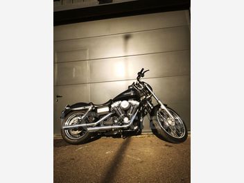 HARLEY DAVIDSON DYNA STREET BOB 1584 NOIR