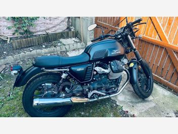 MOTO GUZZI V7 (2) 750 STONE