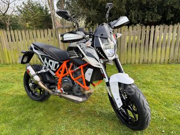 KTM DUKE 690 ABS