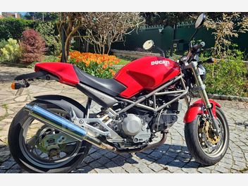 DUCATI MOSTRO 900