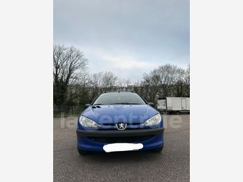 PEUGEOT 