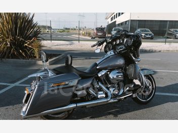HARLEY DAVIDSON TRI GLIDE 1690