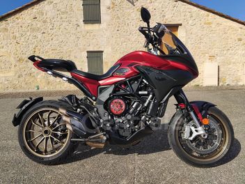 MV AGUSTA TURISMO VELOCE 800 EAS ABS LUSSO