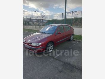 RENAULT 