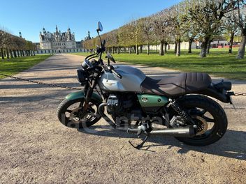 MOTO GUZZI V7 850 STONE