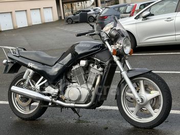 SUZUKI VX 800