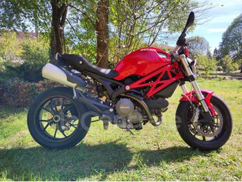 DUCATI MONSTER 796