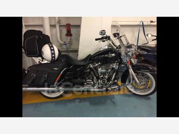 HARLEY DAVIDSON TOURING FLHTK 1690