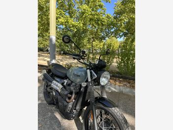 TRIUMPH THRUXTON 900 EFI