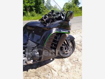 KAWASAKI GTR 1400