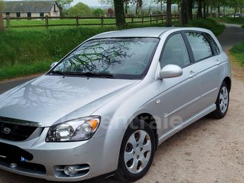 KIA CERATO 1.5 CRDI 102 EX 5P