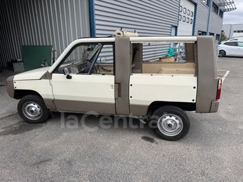RENAULT 