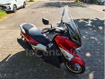 YAMAHA NMAX 125