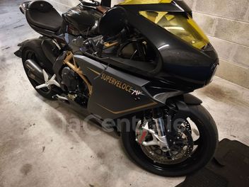 MV AGUSTA SUPERVELOCE 800