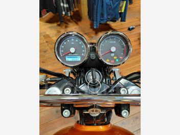 ROYAL ENFIELD INTERCEPTOR 650