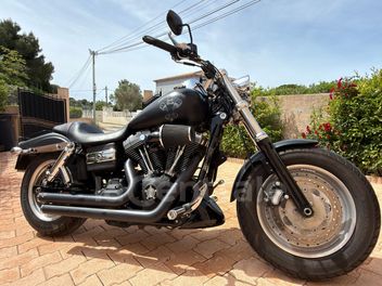 HARLEY DAVIDSON DYNA FAT BOB 1584 NOIR