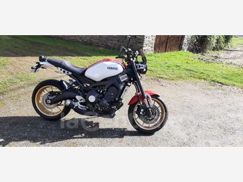 YAMAHA XSR 900