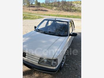 PEUGEOT 