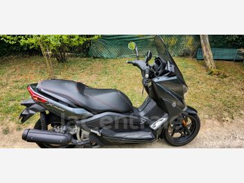 YAMAHA X-MAX 125
