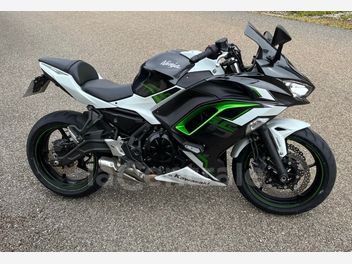 KAWASAKI NINJA 650