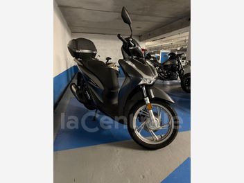 HONDA FES S-WING 125 ABS TOP BOX