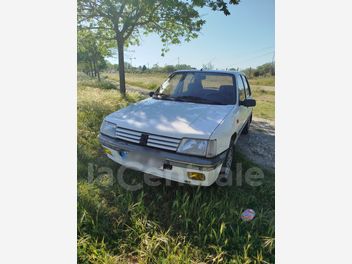 PEUGEOT 