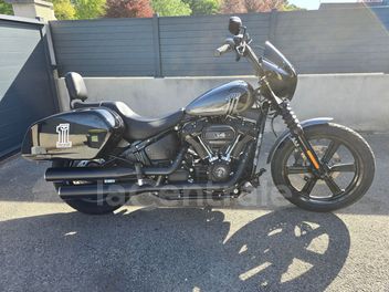 HARLEY DAVIDSON SOFTAIL STREET BOB 1868 ABS