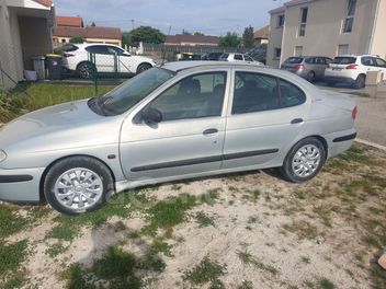 RENAULT 