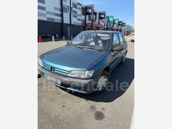 PEUGEOT 
