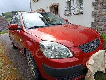KIA RIO 2 II 1.4 95 FIFA WORLD CUP