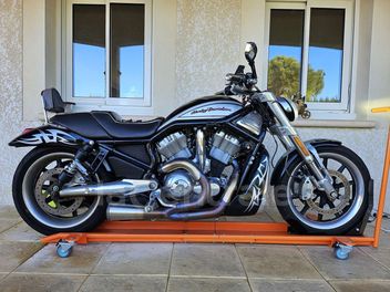 HARLEY DAVIDSON STREET ROD 1130