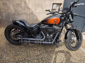 HARLEY DAVIDSON SOFTAIL STREET BOB 1868 ABS