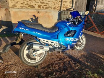 SUZUKI GSX-F 750