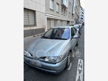 RENAULT 