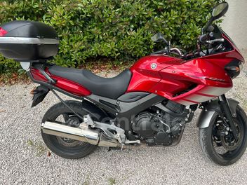 YAMAHA TDM 900