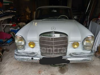 MERCEDES 220 SE