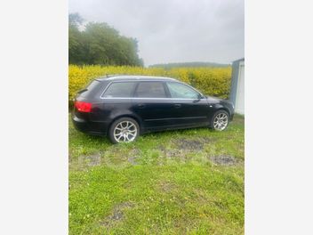 AUDI 