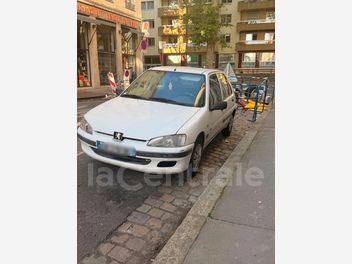 PEUGEOT 