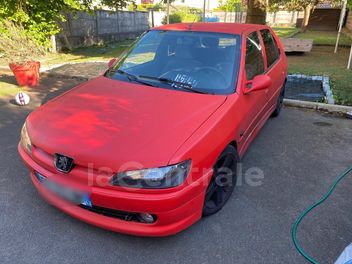 PEUGEOT 