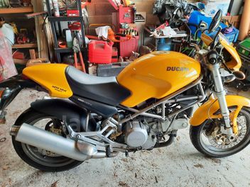 DUCATI MOSTRO 750 CLASSIC